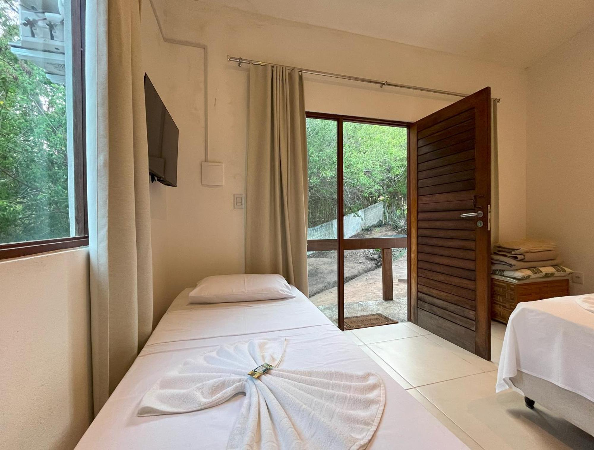 Bed & Breakfast Em Reserva Do Dende